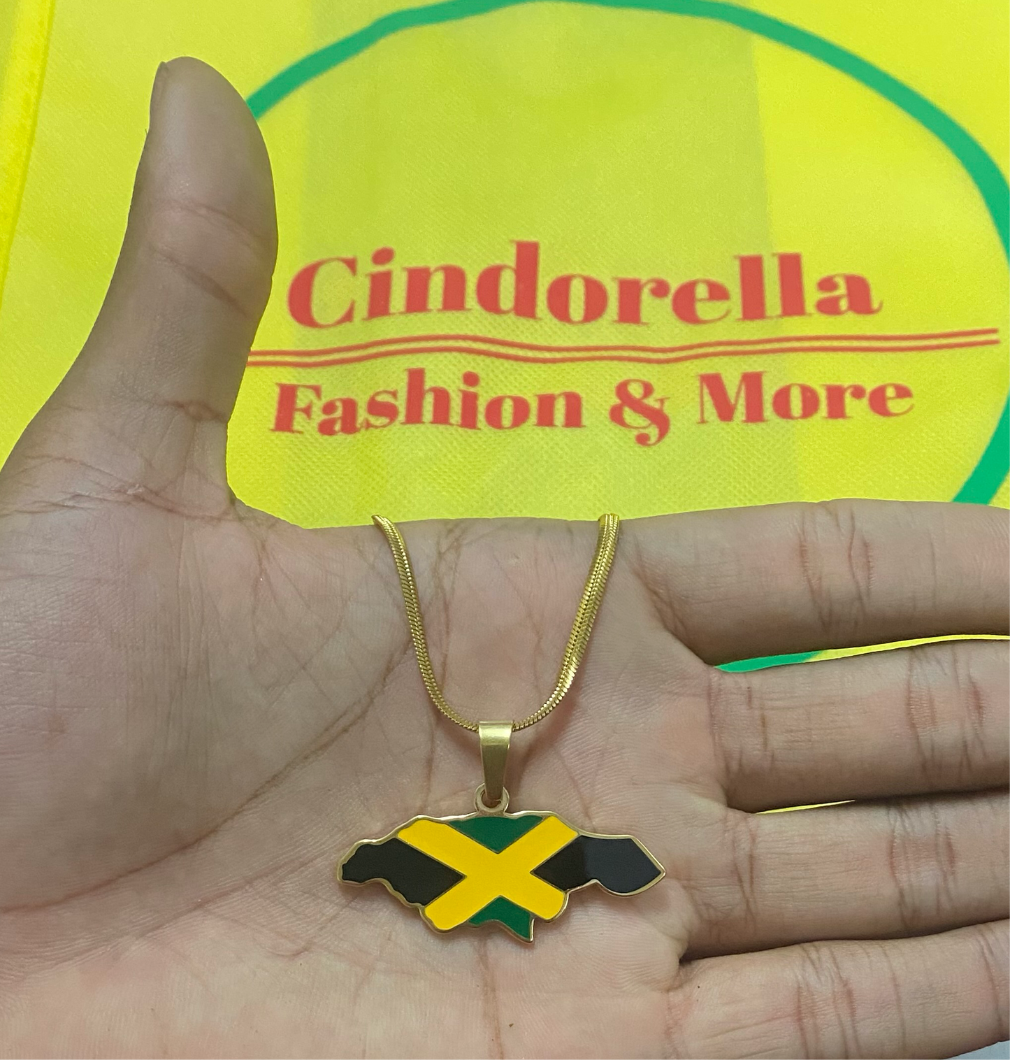 Jamaica Pendant with Chain