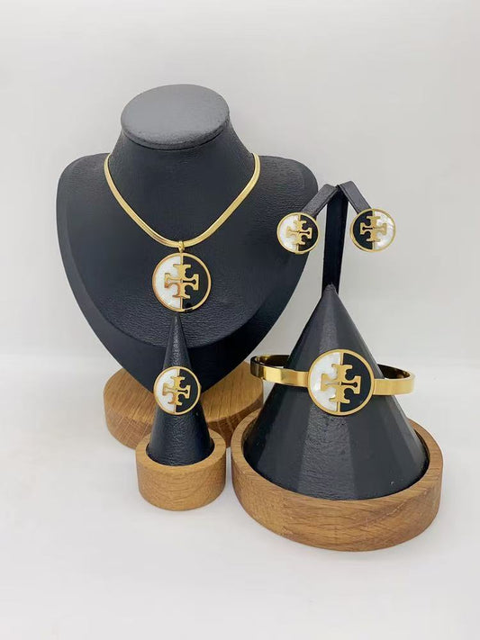 Tory Burch - Black & White